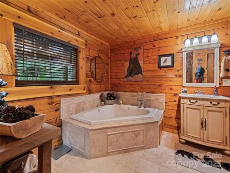 839 Wolf Laurel Drive Maggie Valley NC 28751