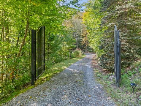 839 Wolf Laurel Drive Maggie Valley NC 28751