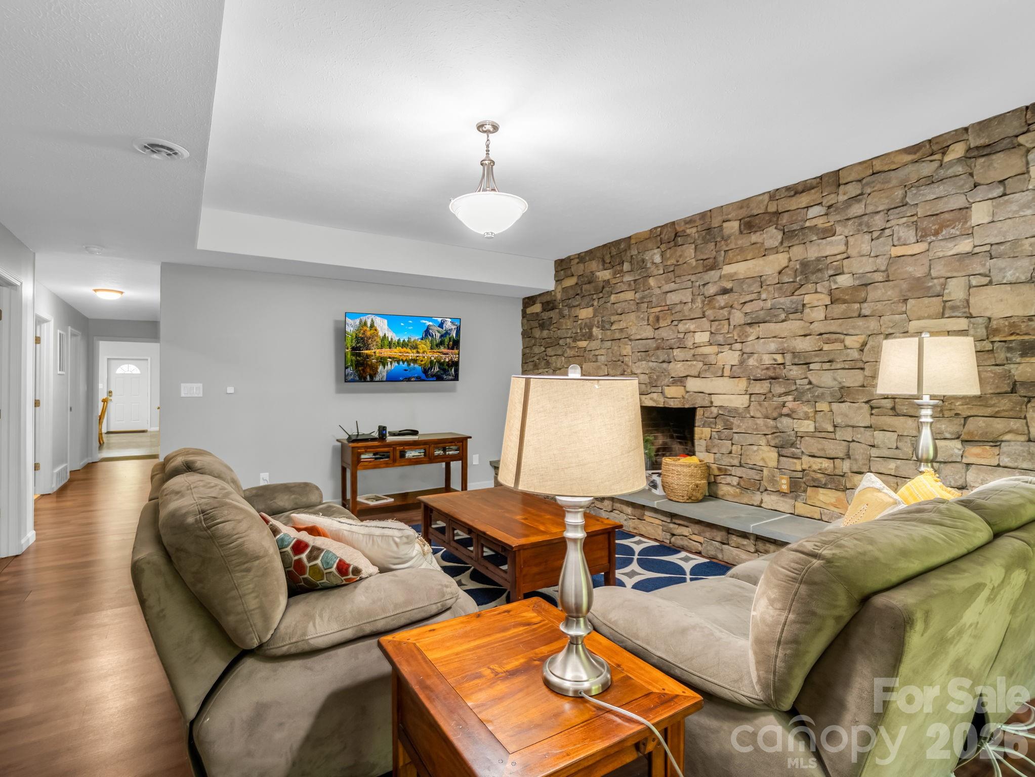 656 Cashiers Valley Road Brevard NC 28712