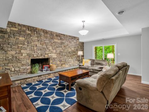 656 Cashiers Valley Road Brevard NC 28712
