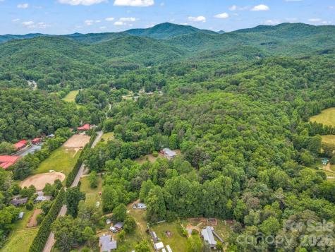 656 Cashiers Valley Road Brevard NC 28712