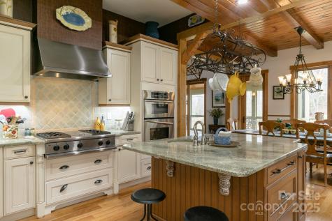 324 Austin Mountain Drive Burnsville NC 28714