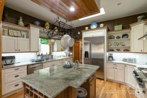 324 Austin Mountain Drive Burnsville NC 28714