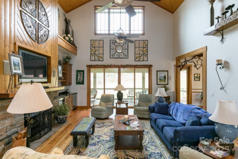 324 Austin Mountain Drive Burnsville NC 28714