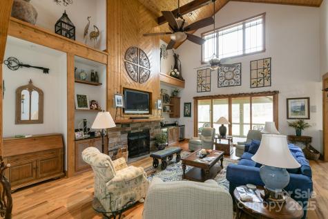 324 Austin Mountain Drive Burnsville NC 28714