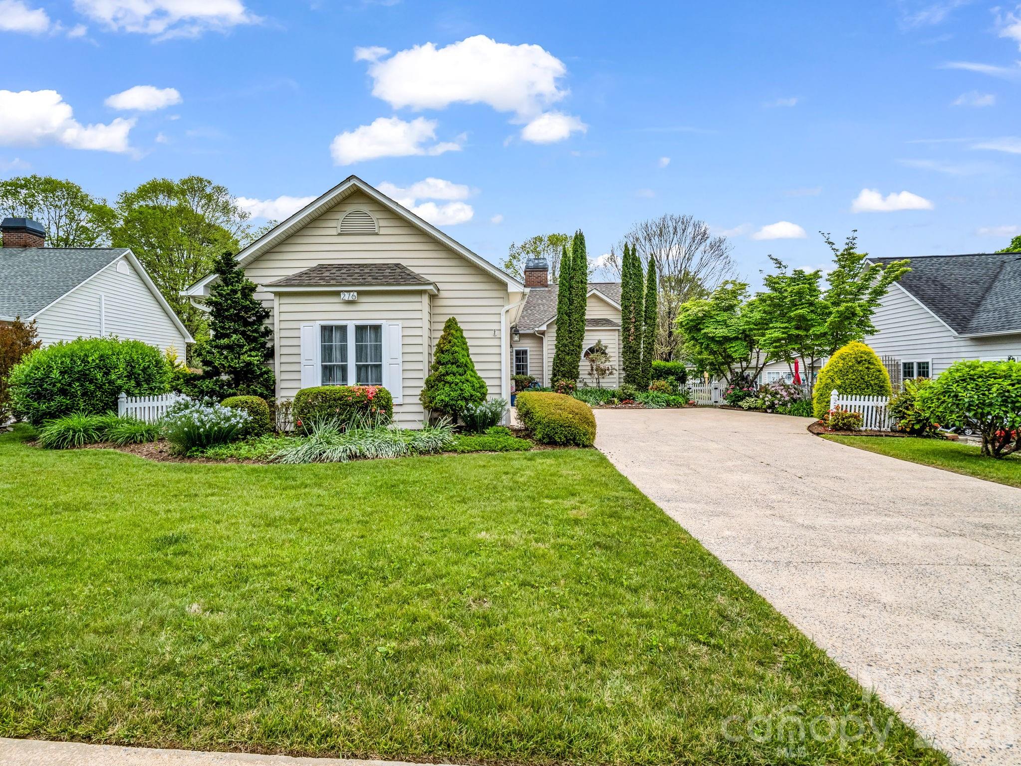 276 Cambridge Drive Brevard NC 28712