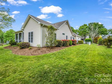 276 Cambridge Drive Brevard NC 28712