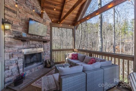 31 Whispering Falls Court Tuckasegee NC 28783