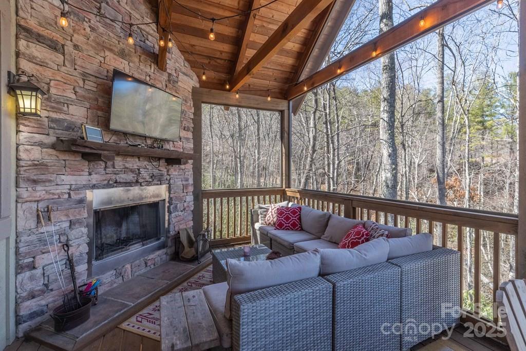 31 Whispering Falls Court Tuckasegee NC 28783