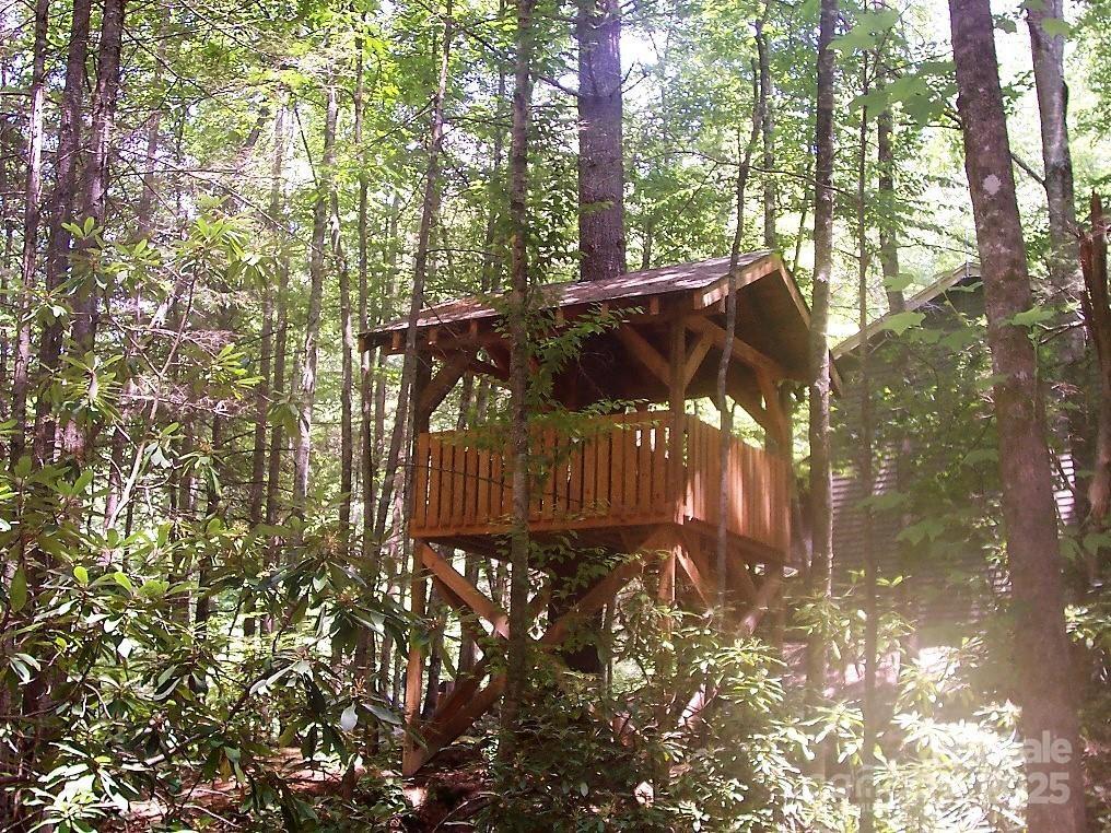 31 Whispering Falls Court Tuckasegee NC 28783