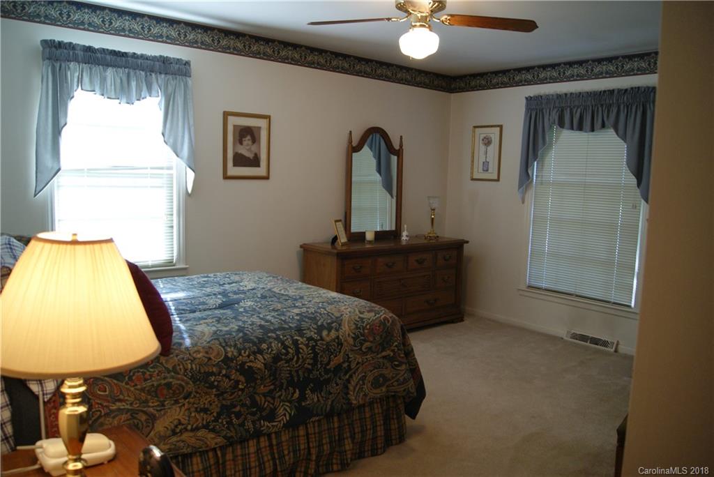 5424 Galway Drive Charlotte NC 28215
