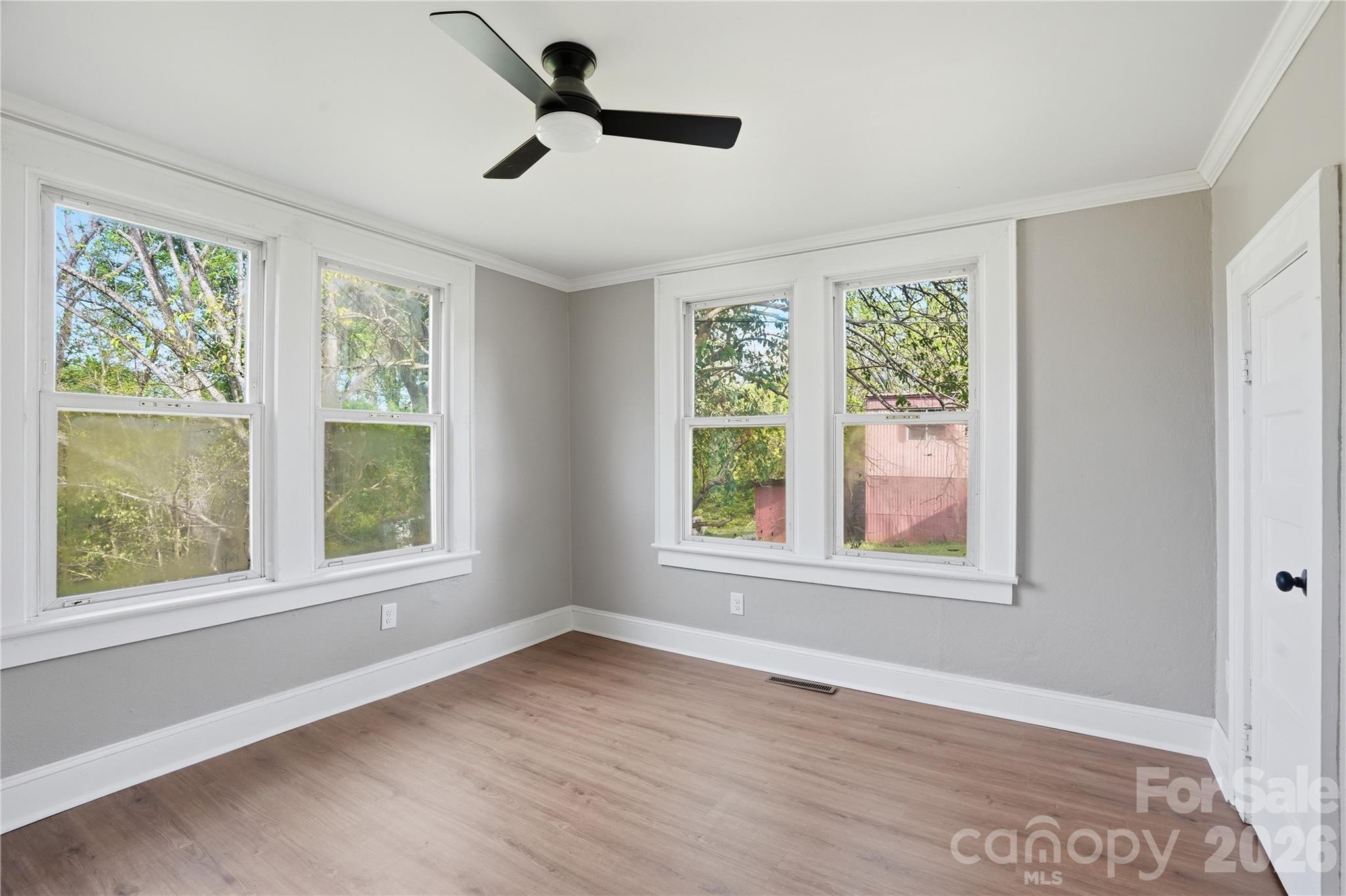 234 S Ervin Avenue Newton NC 28658