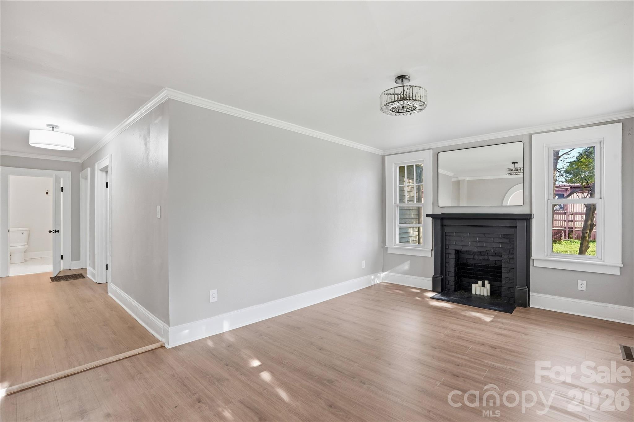 234 S Ervin Avenue Newton NC 28658