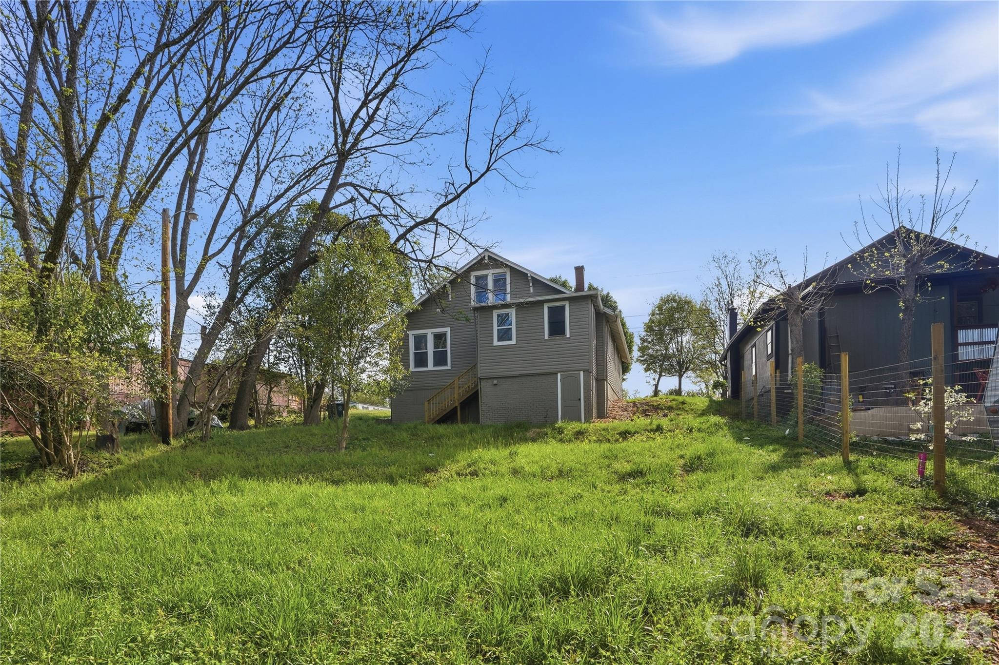 234 S Ervin Avenue Newton NC 28658