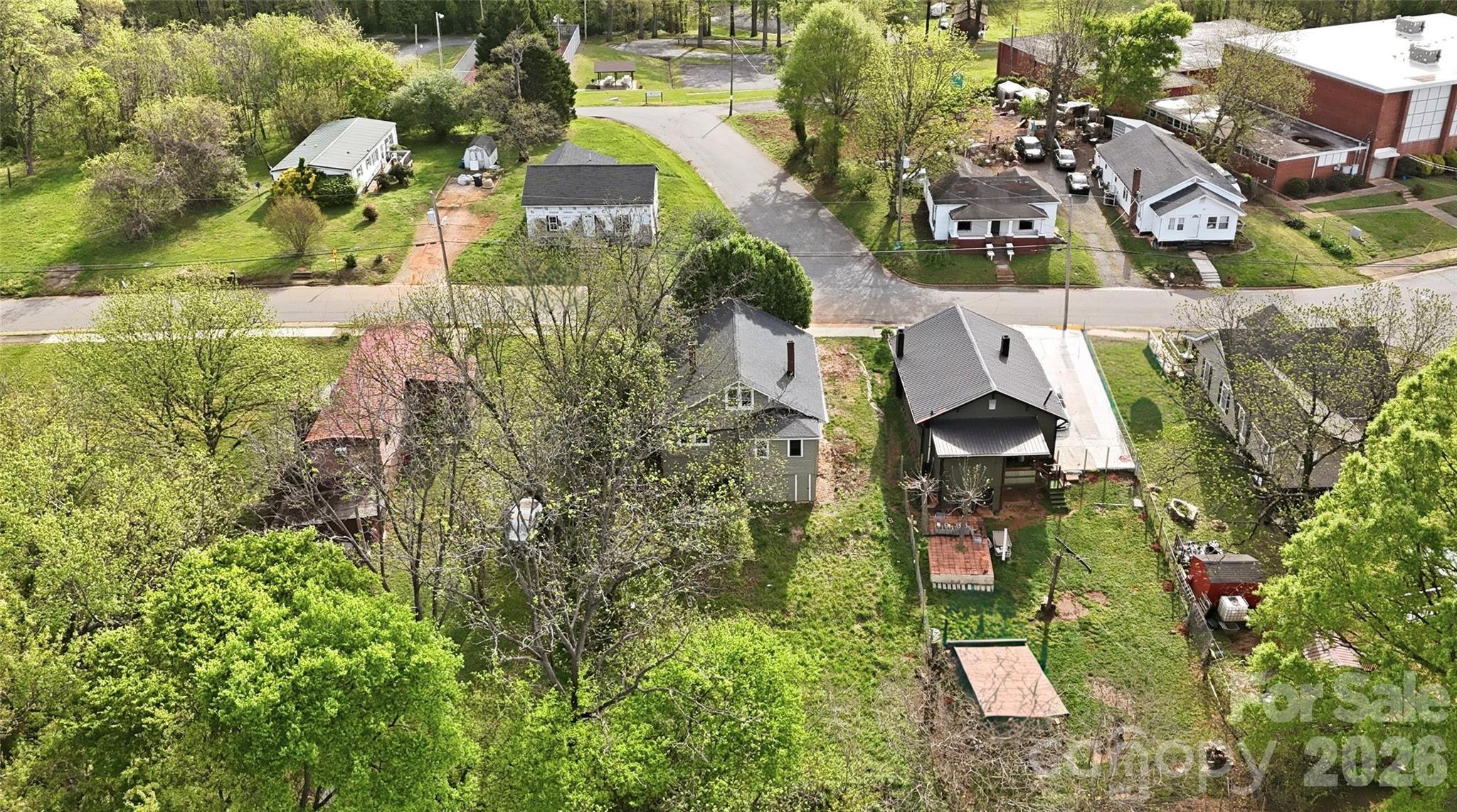 234 S Ervin Avenue Newton NC 28658