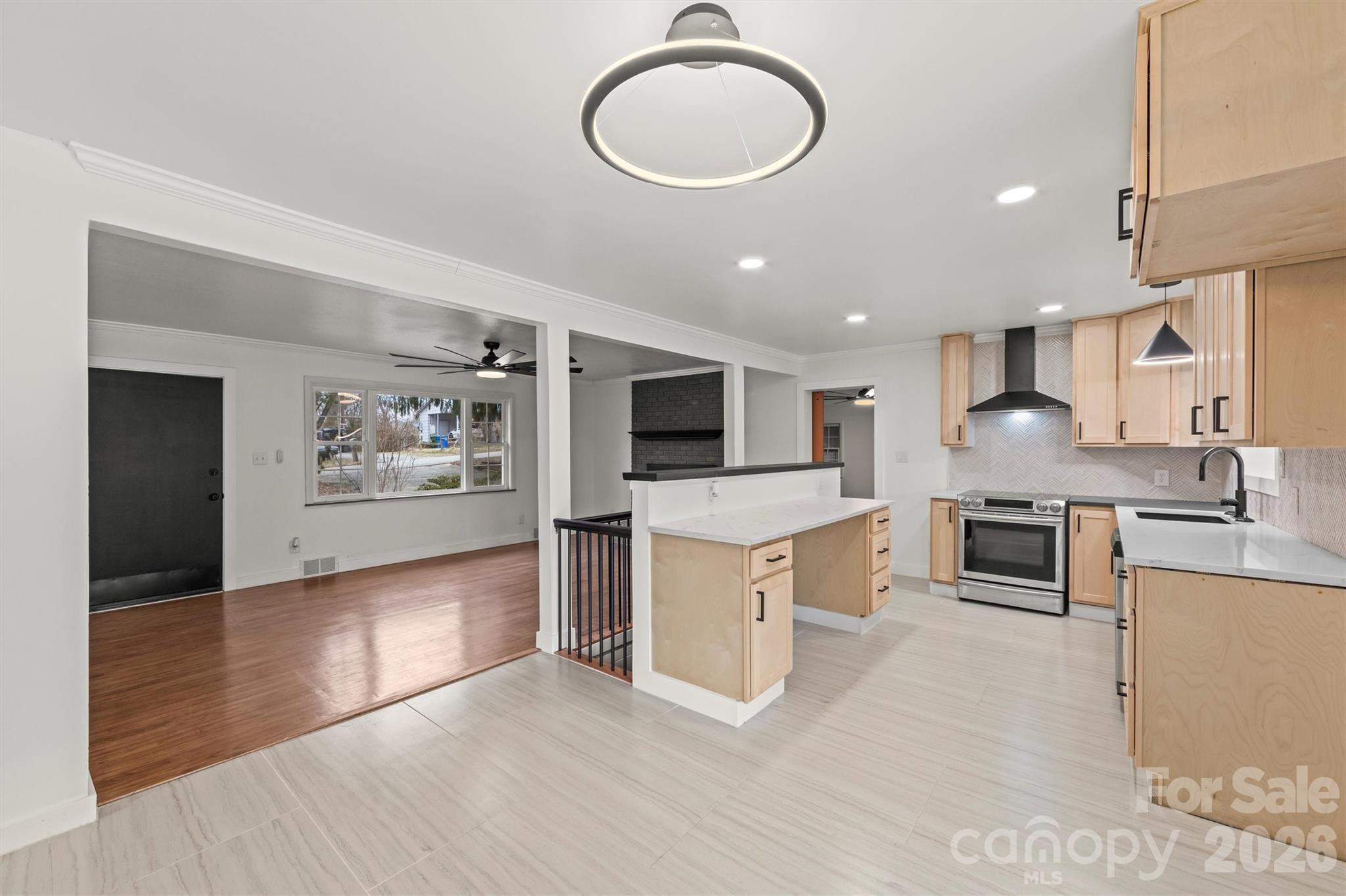 28 Pine Lane Asheville NC 28806