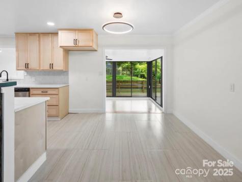 28 Pine Lane Asheville NC 28806