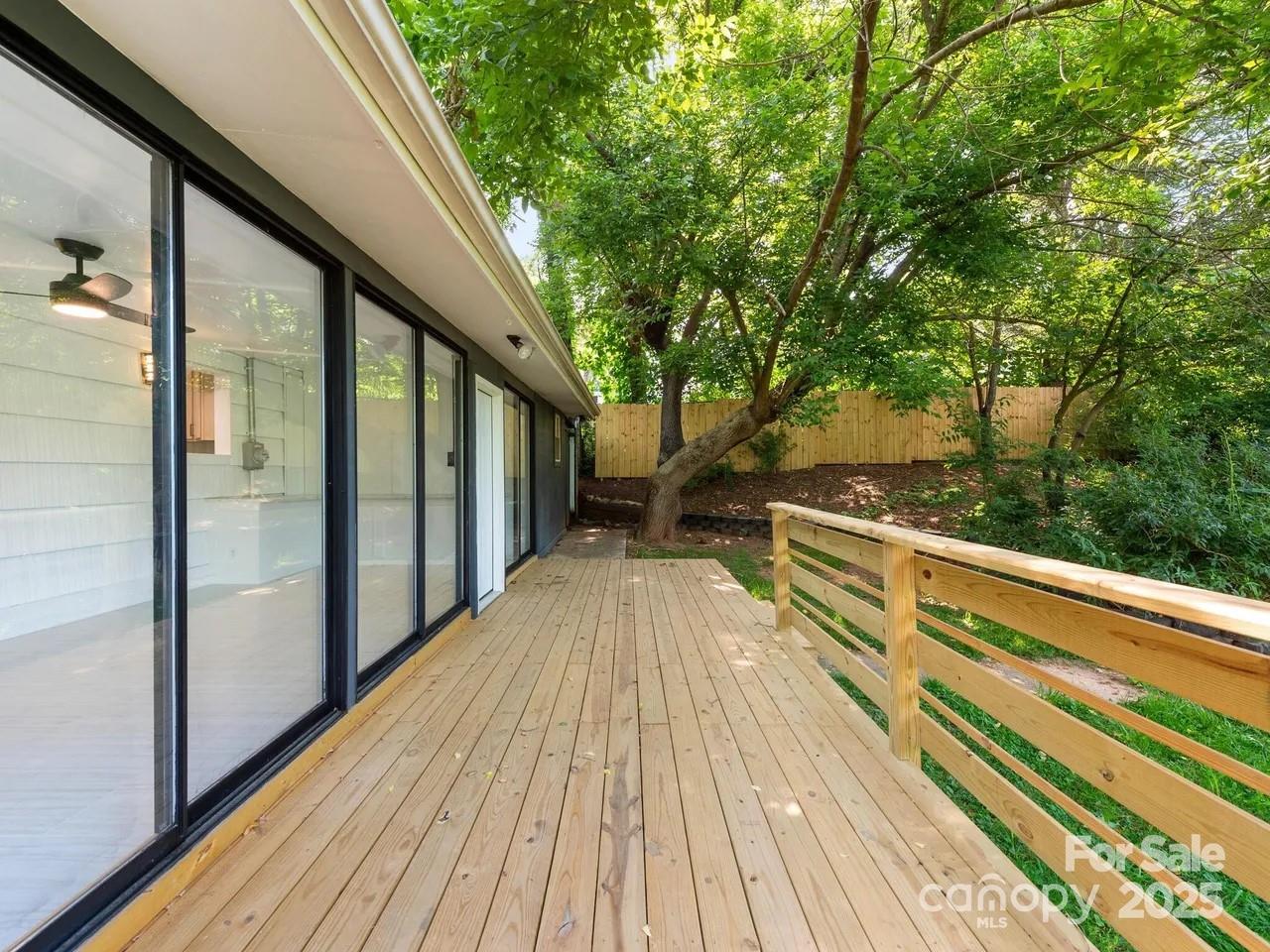 28 Pine Lane Asheville NC 28806