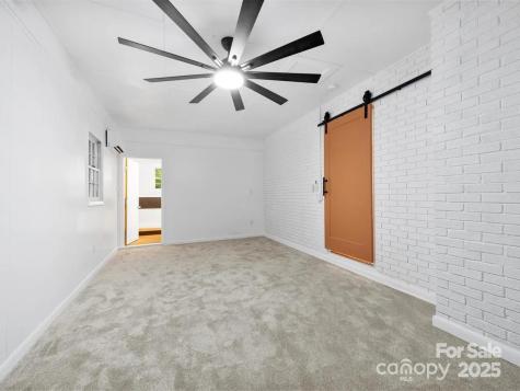 28 Pine Lane Asheville NC 28806