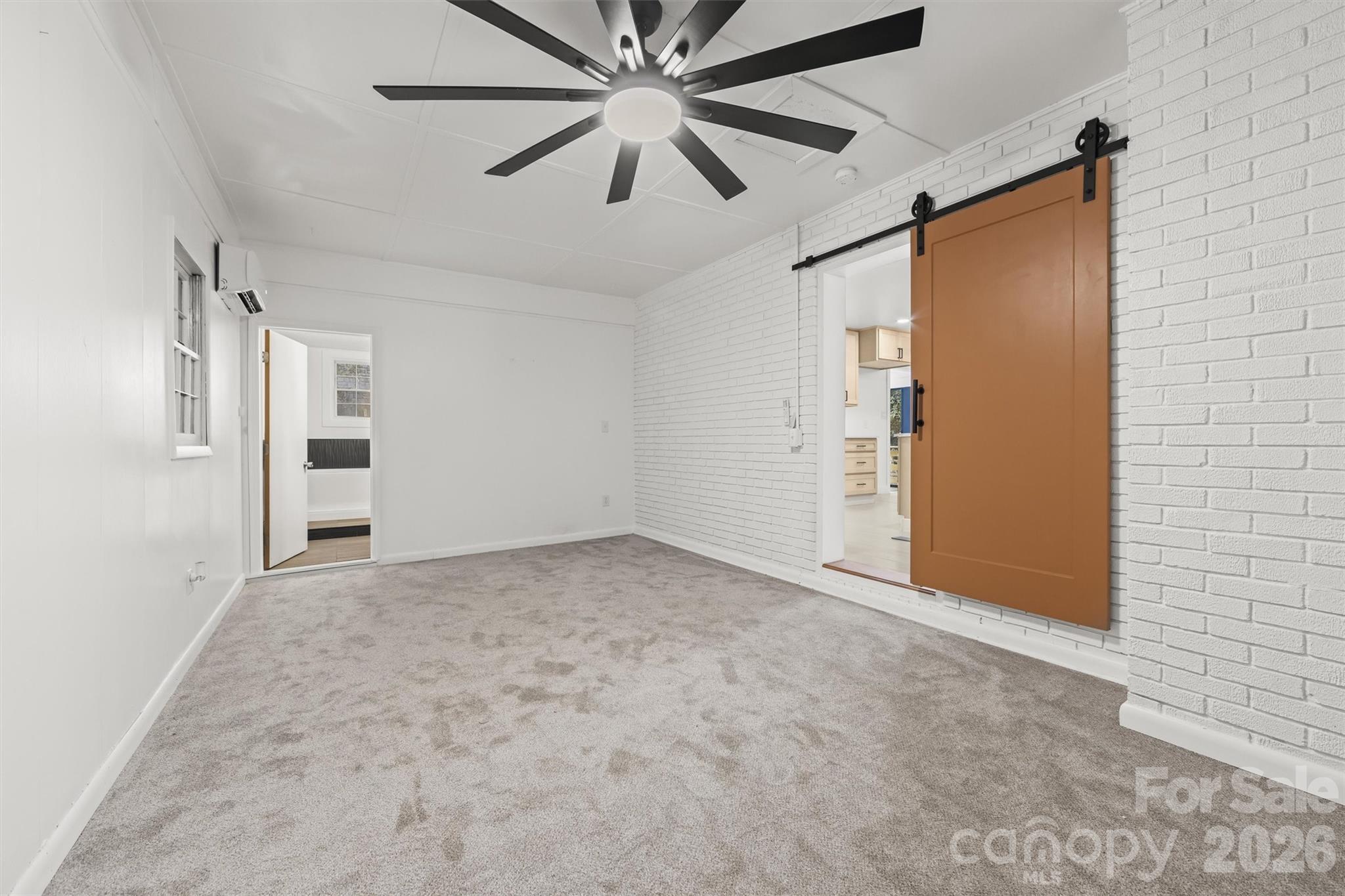 28 Pine Lane Asheville NC 28806