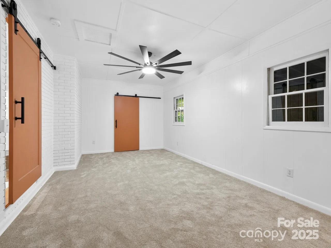 28 Pine Lane Asheville NC 28806