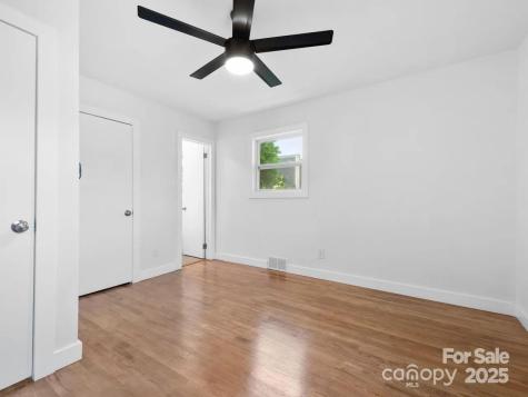 28 Pine Lane Asheville NC 28806