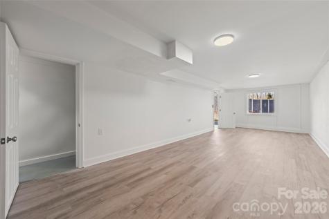 28 Pine Lane Asheville NC 28806