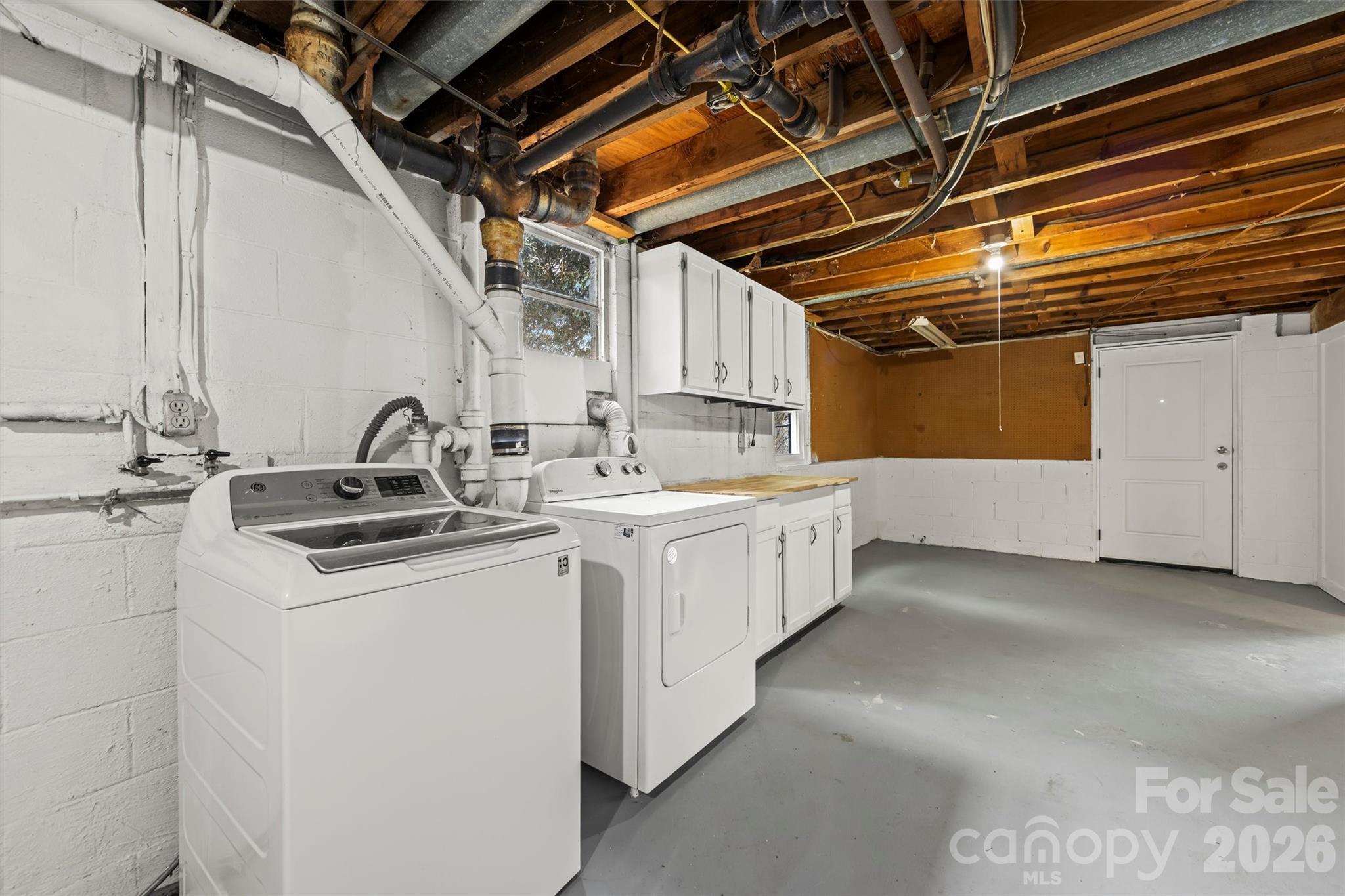 28 Pine Lane Asheville NC 28806