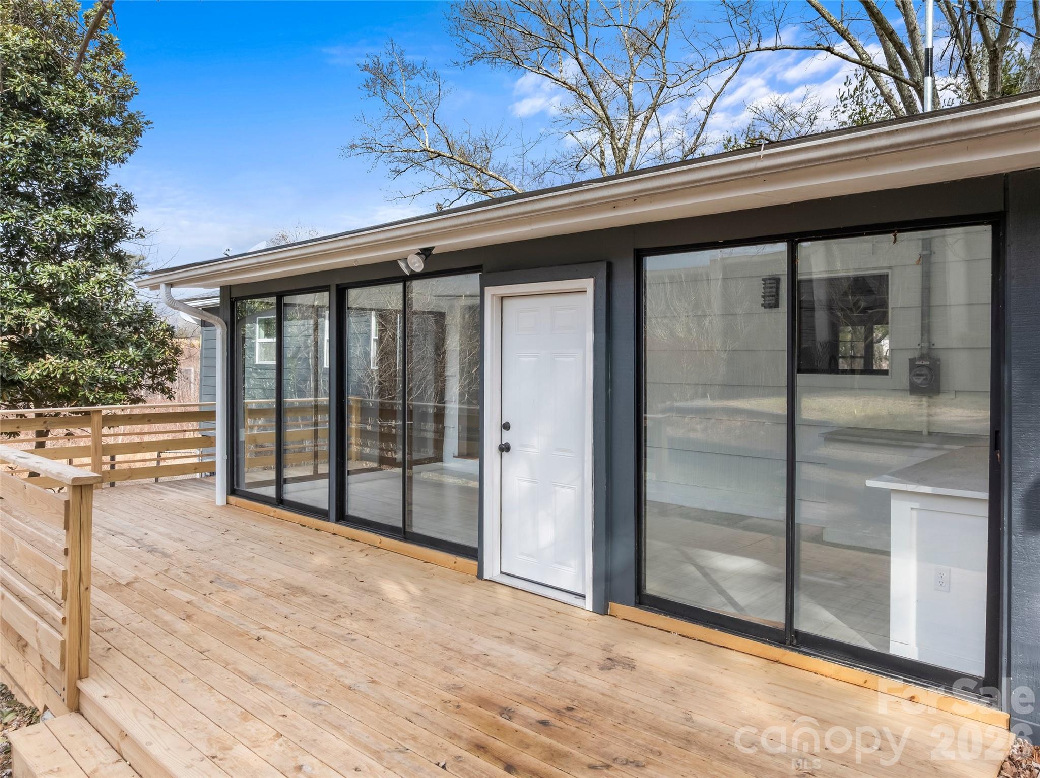 28 Pine Lane Asheville NC 28806