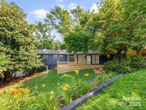 28 Pine Lane Asheville NC 28806