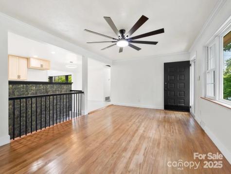 28 Pine Lane Asheville NC 28806