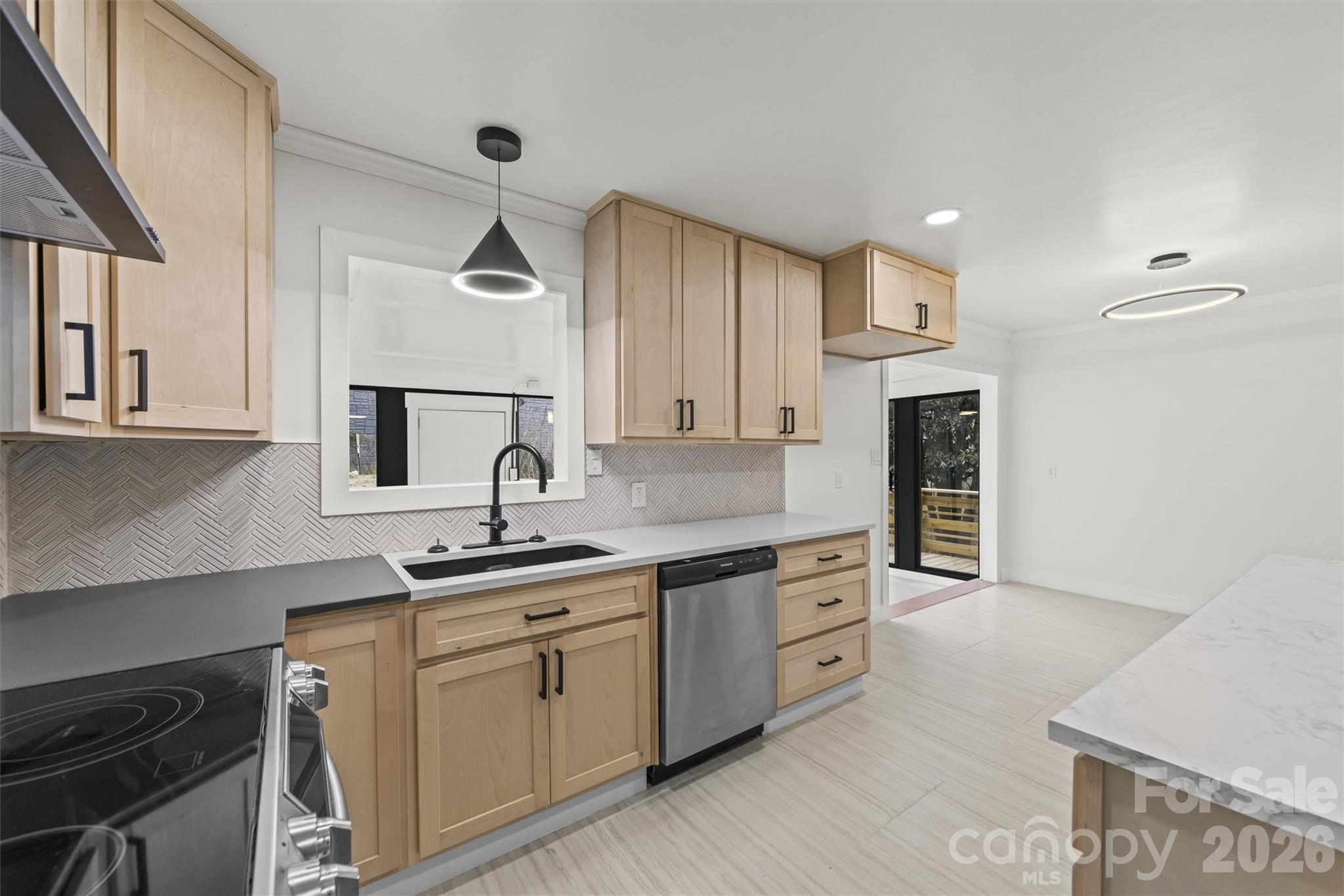 28 Pine Lane Asheville NC 28806