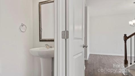 608 Country Oak Drive Asheville NC 28804