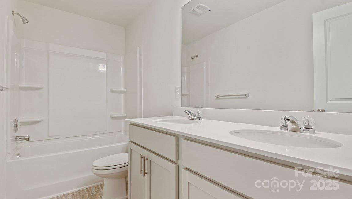 608 Country Oak Drive Asheville NC 28804