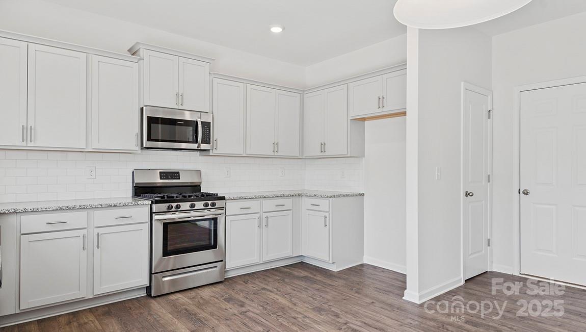 608 Country Oak Drive Asheville NC 28804