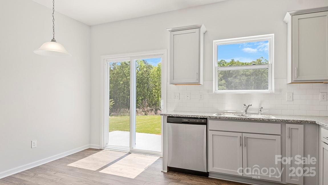 608 Country Oak Drive Asheville NC 28804