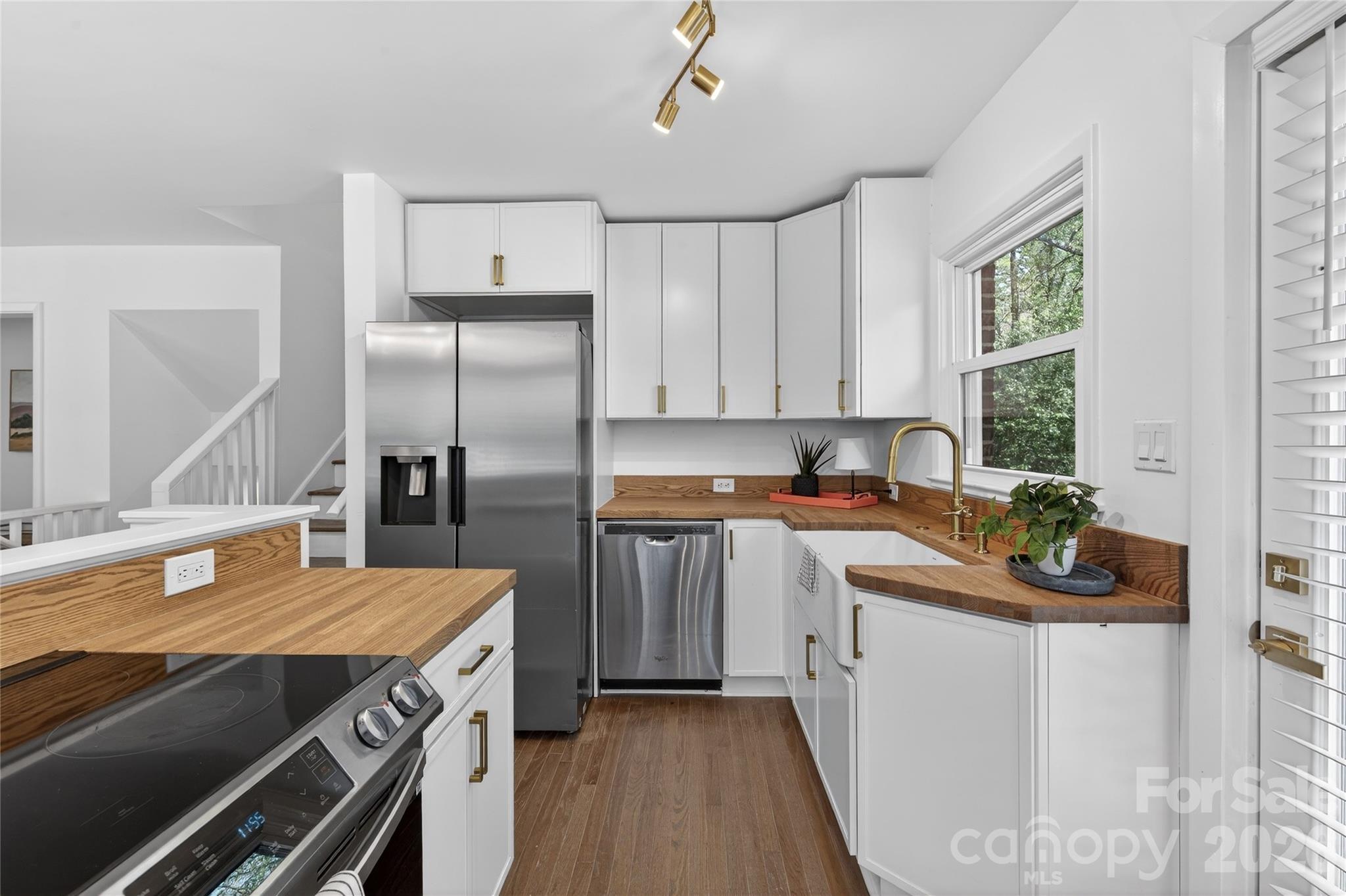 5412 Milhaven Lane Charlotte NC 28269