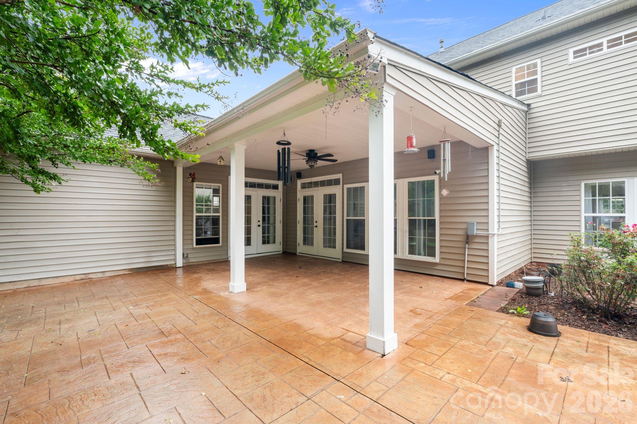 2435 Smith Cove Road Denver NC 28037