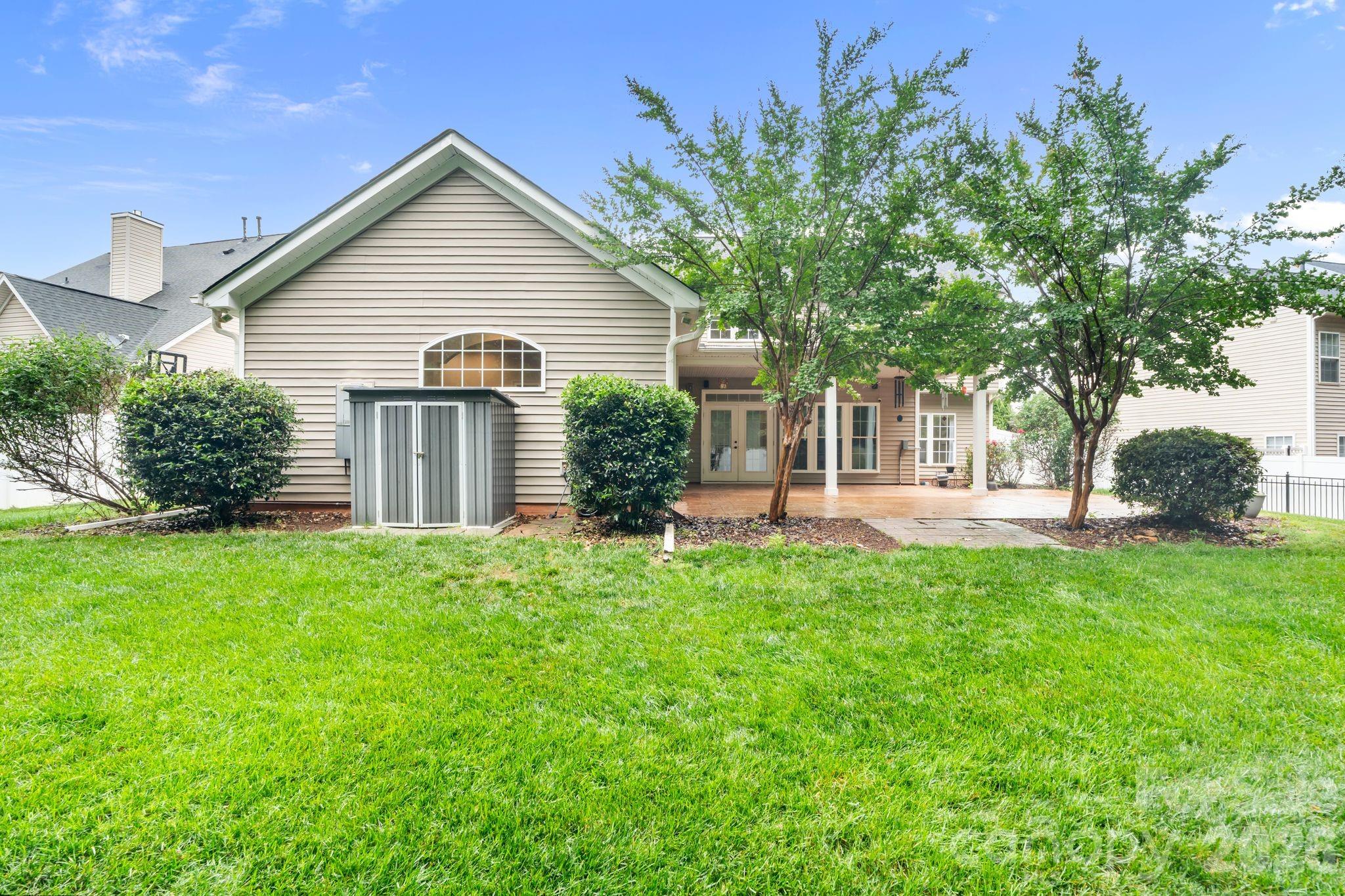 2435 Smith Cove Road Denver NC 28037