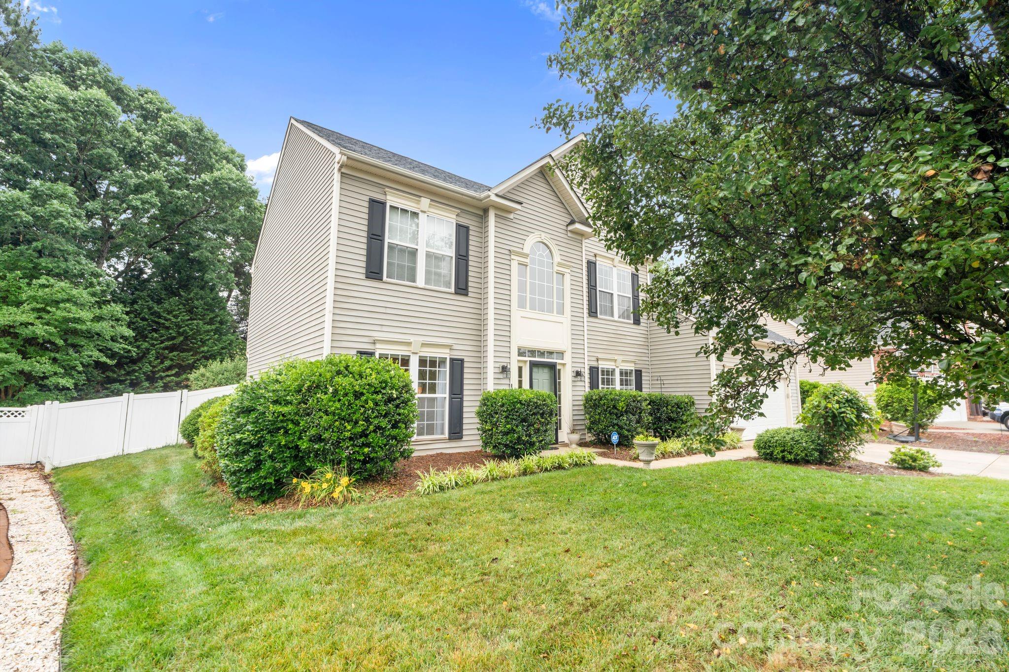 2435 Smith Cove Road Denver NC 28037