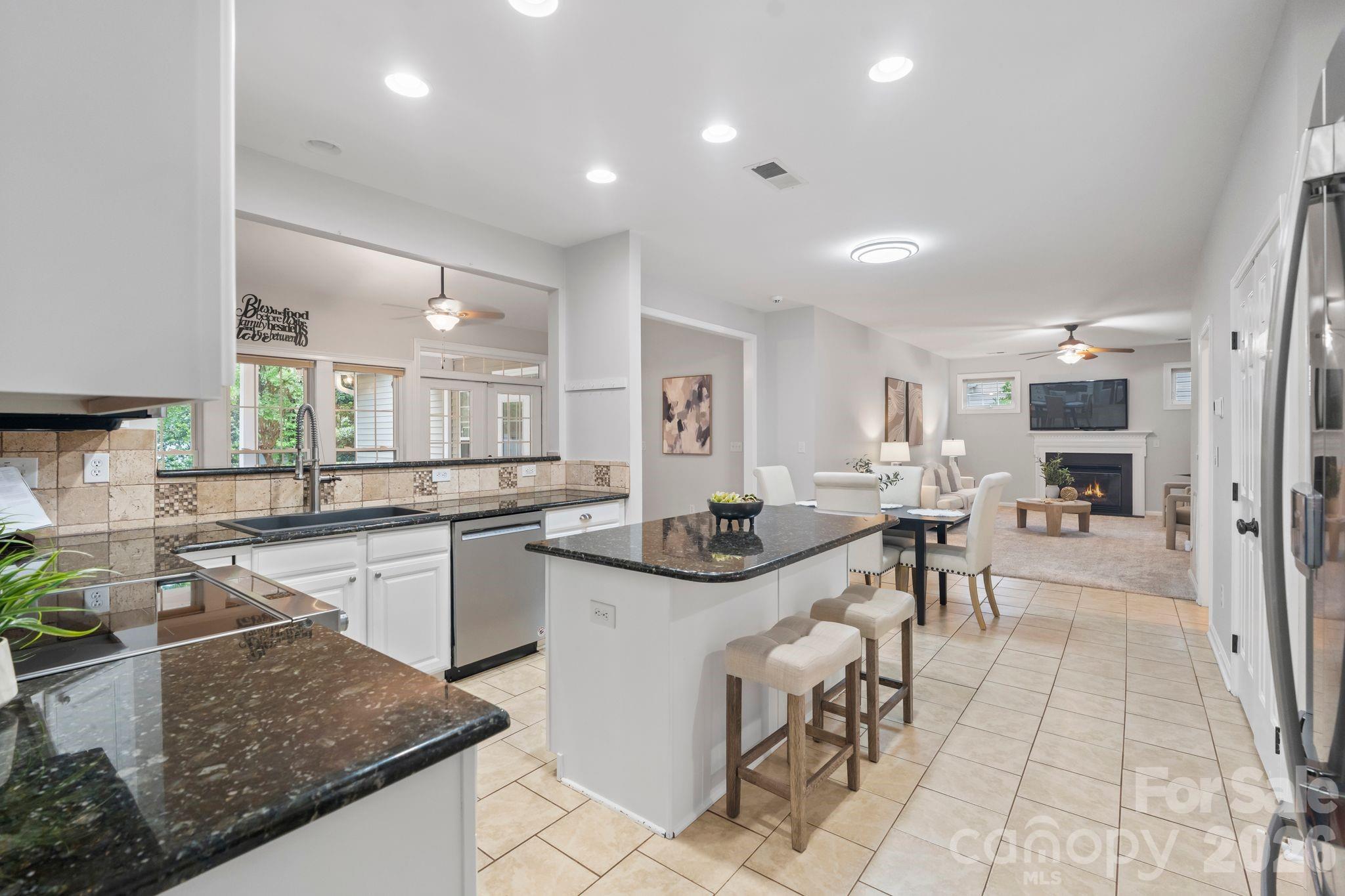 2435 Smith Cove Road Denver NC 28037