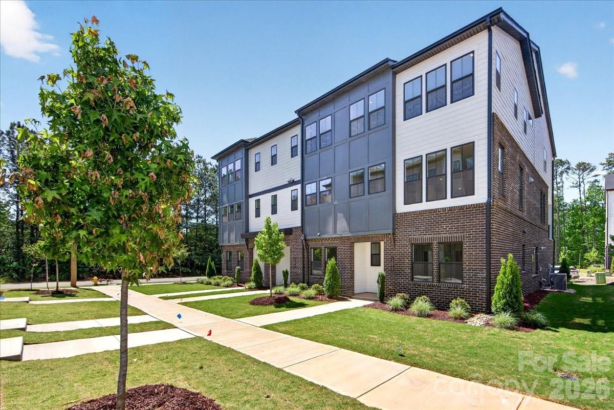 12015 Elsa Lane Charlotte NC 28277