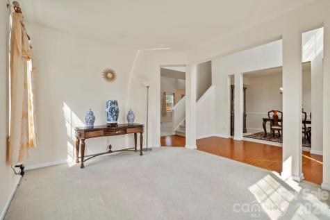 2 Breyerton Court Asheville NC 28804