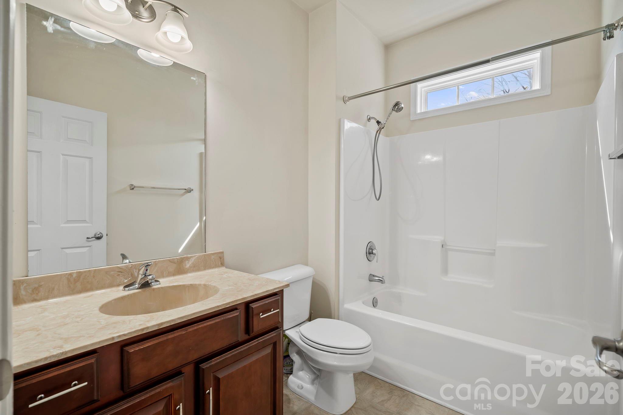 2 Breyerton Court Asheville NC 28804