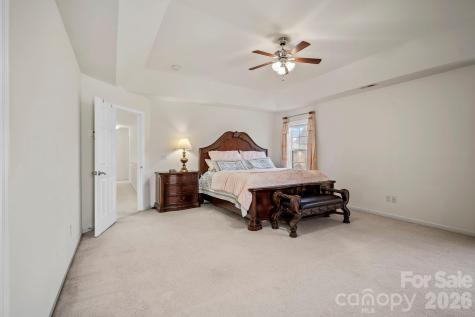 2 Breyerton Court Asheville NC 28804