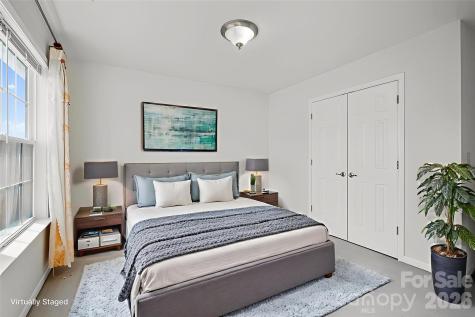 2 Breyerton Court Asheville NC 28804