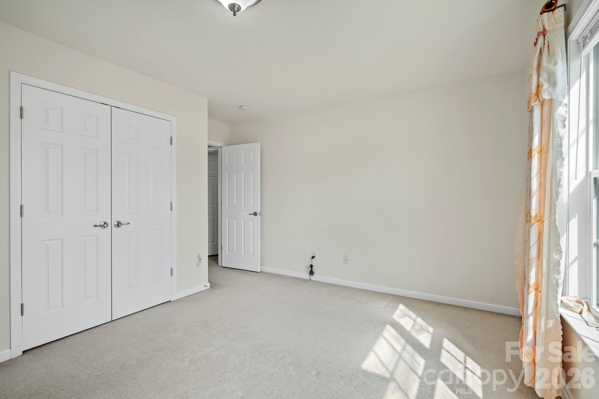 2 Breyerton Court Asheville NC 28804