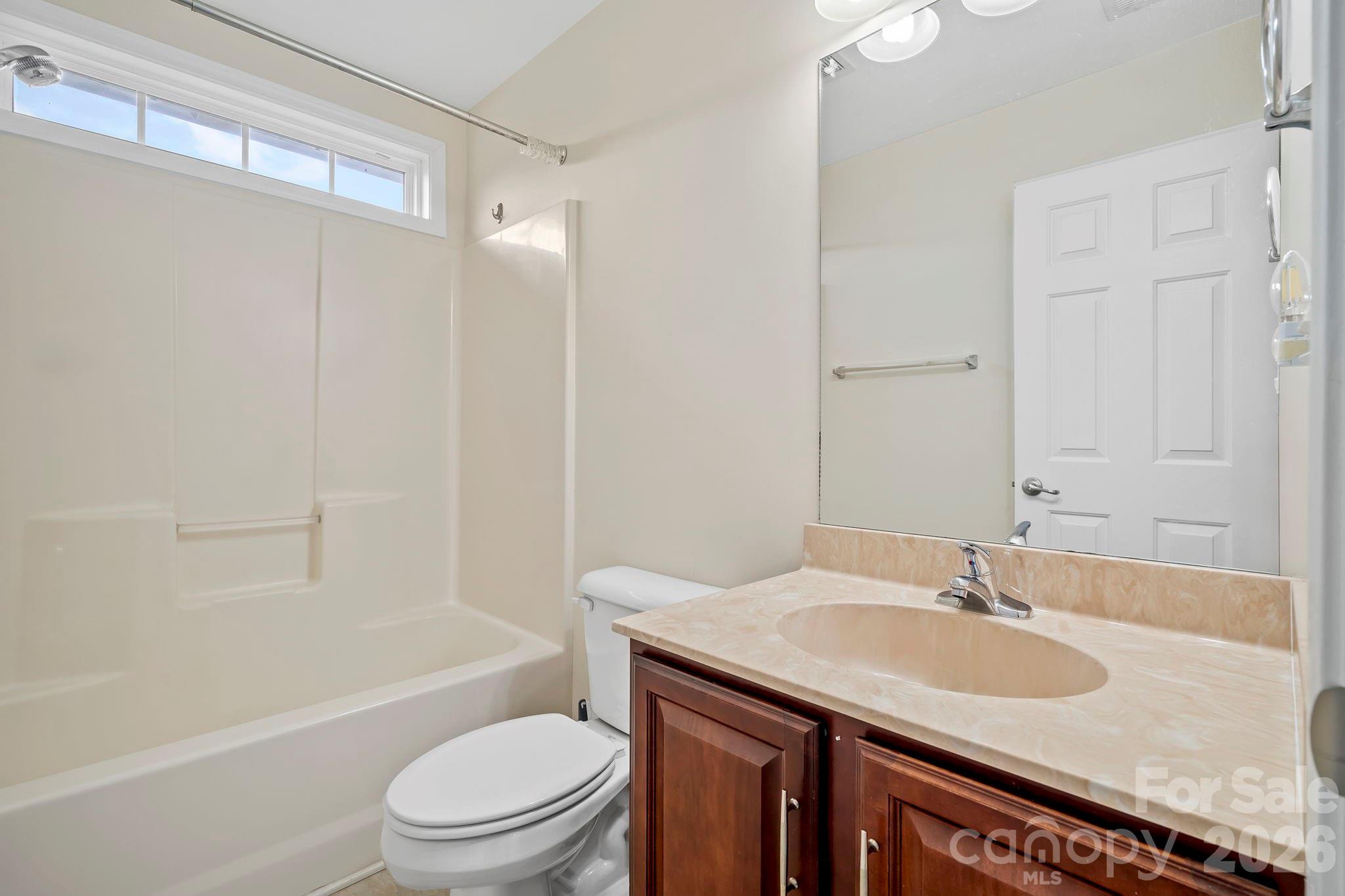 2 Breyerton Court Asheville NC 28804