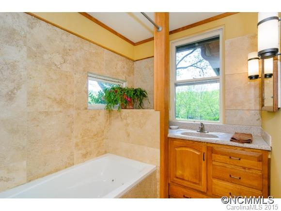 48 Wolfe Cove Road Asheville NC 28804