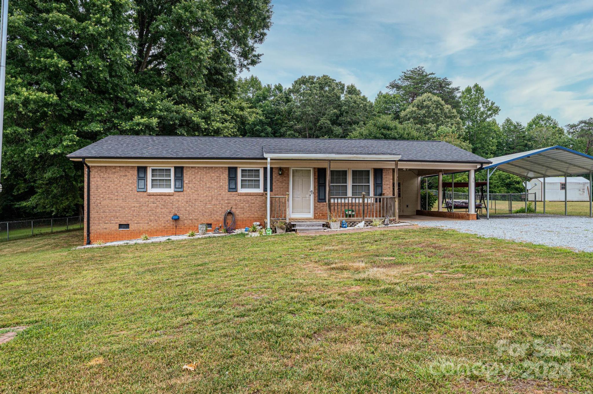 36 Hillcrest Lane Hickory NC 28601